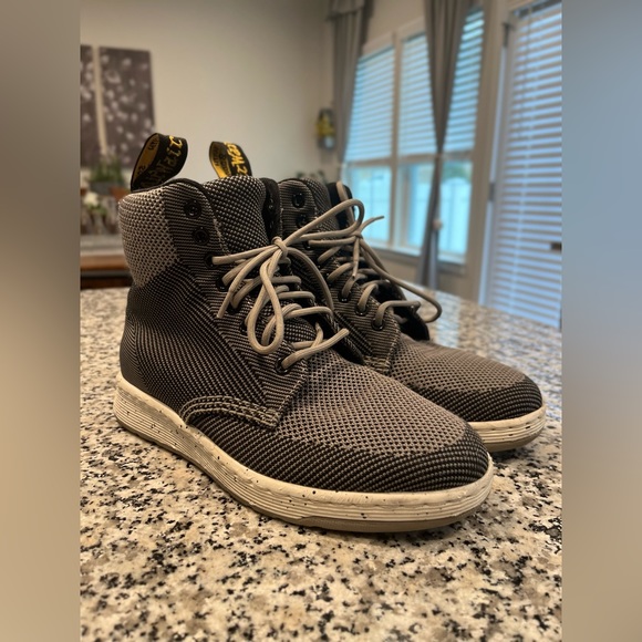 EUC Dr.Martens, Rigal Knit Boots, Unisex, Men’s Size 6, Women’s Size 7 Amazing! - Picture 4 of 9